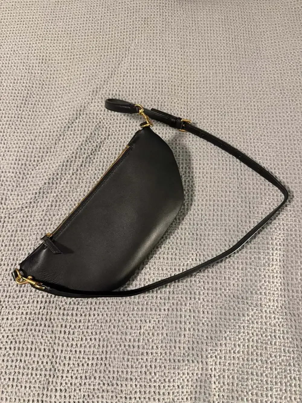 Quince Italian Leather Diamond Quilted Sling Bag Black Belt Bag Crossbody
